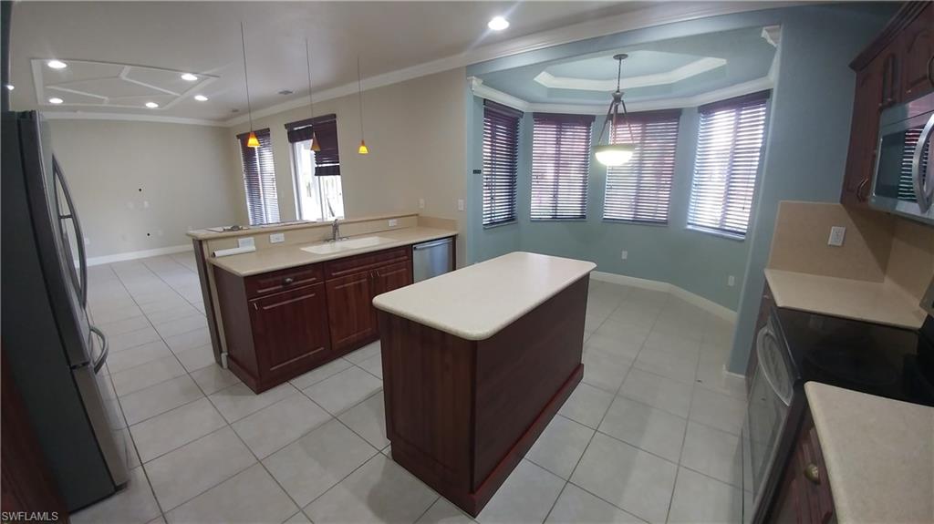 TAMIAMI TERRACE - Residential Lease