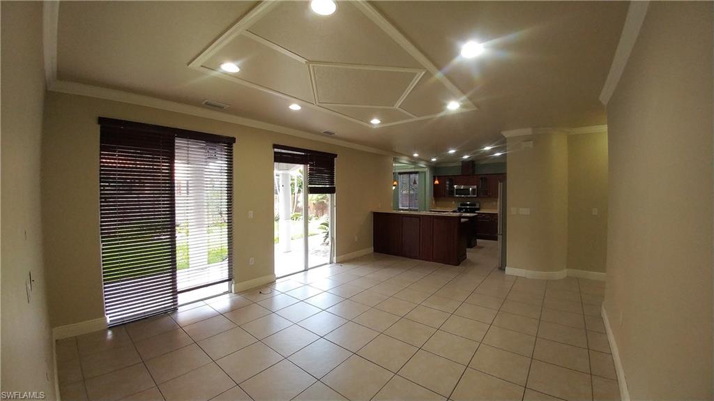 TAMIAMI TERRACE - Residential Lease