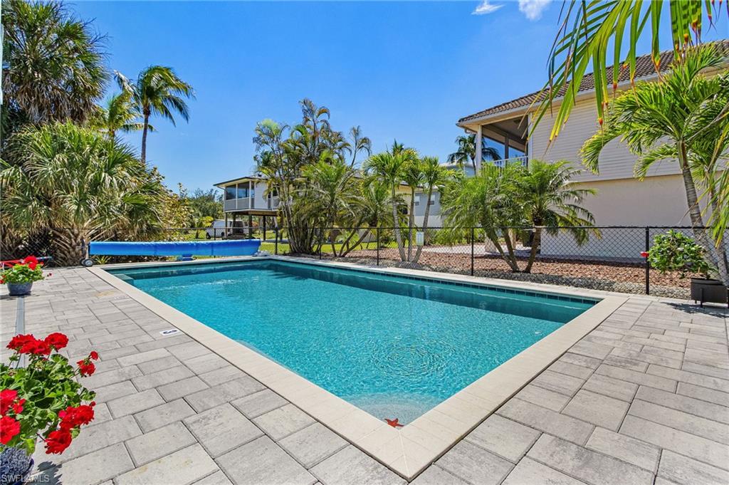 BONITA BEACH - Residential