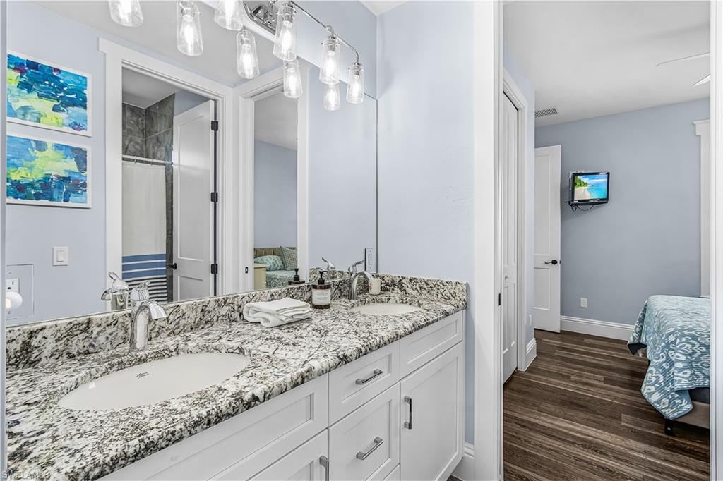 BONITA BEACH - Residential