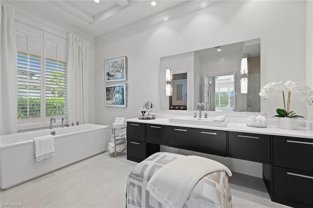 QUAIL WEST - Residential