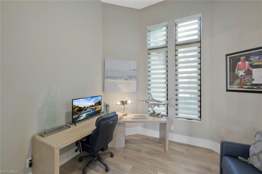 CAPE HARBOUR - Residential