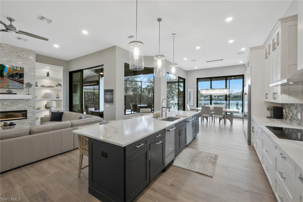 CAPE HARBOUR - Residential