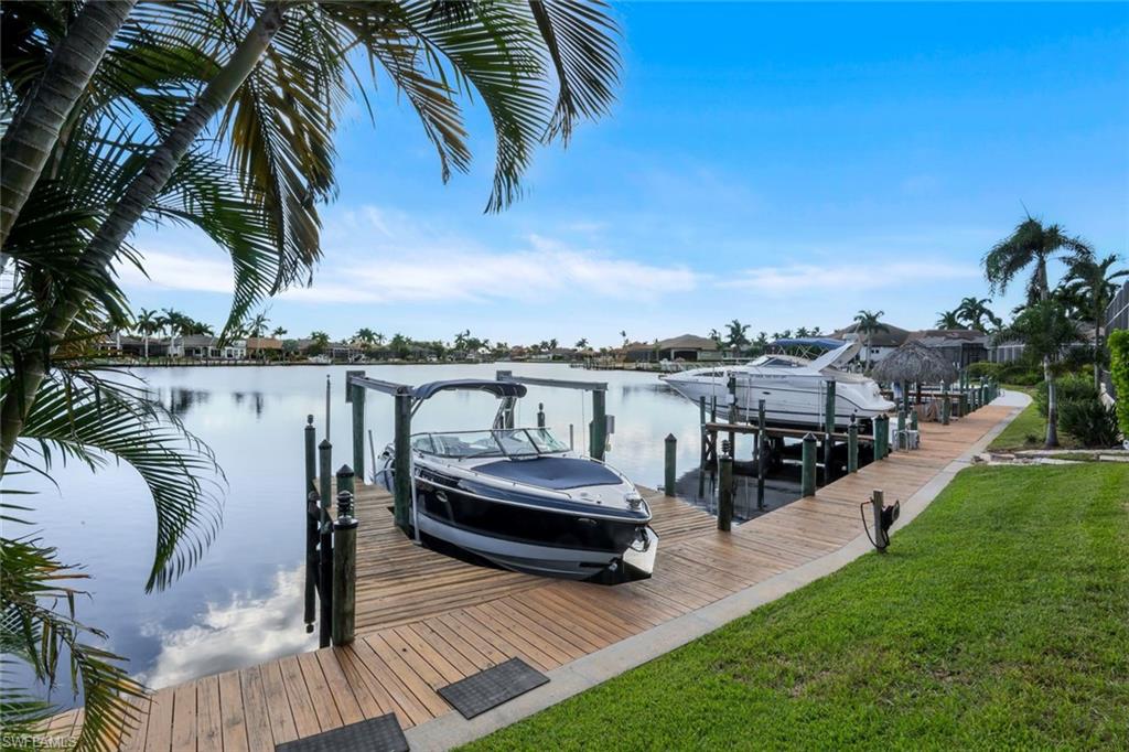 CAPE HARBOUR - Residential