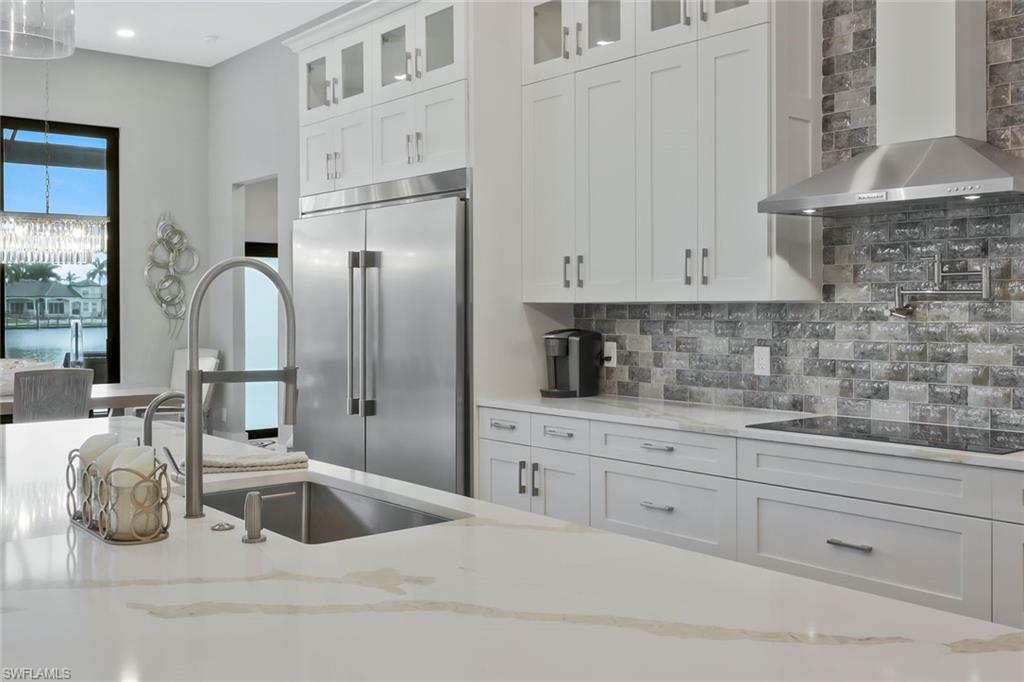 CAPE HARBOUR - Residential