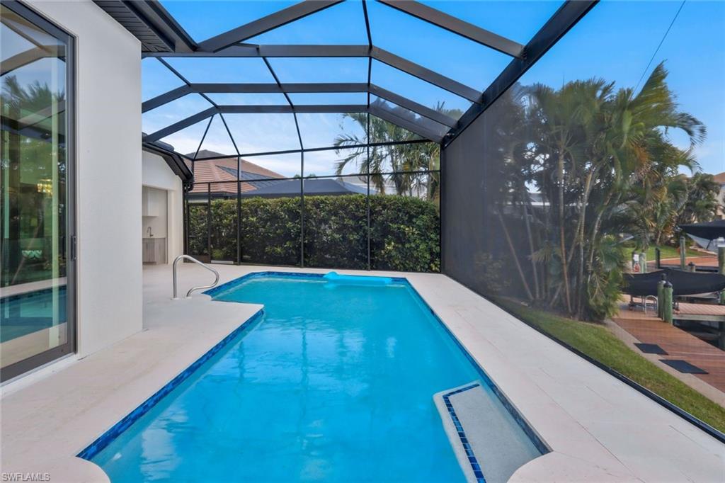 CAPE HARBOUR - Residential