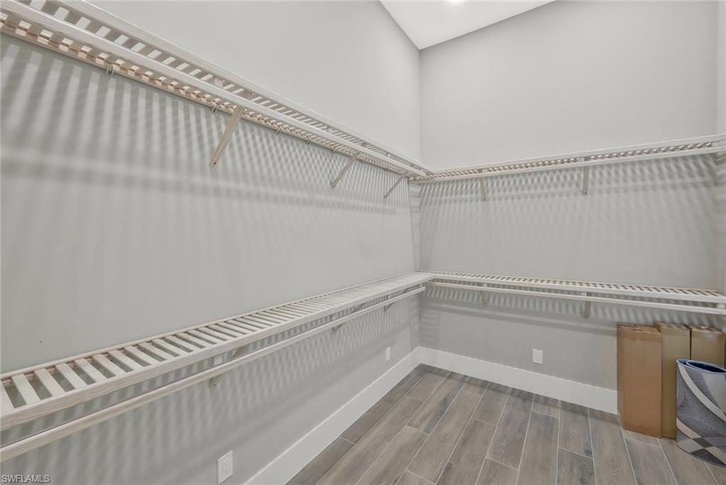 CAPE HARBOUR - Residential