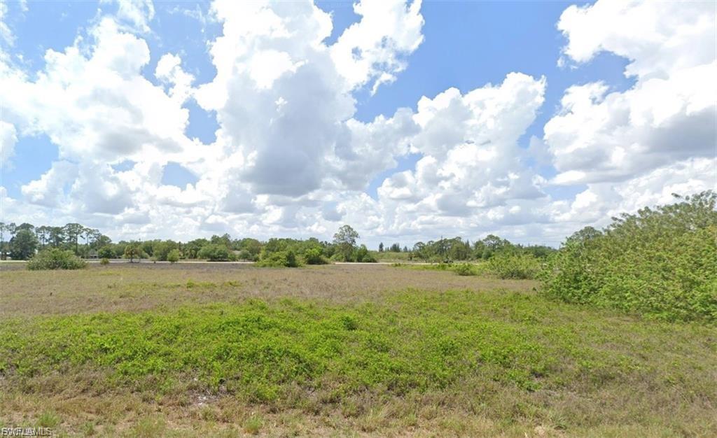 LEHIGH ACRES - Land