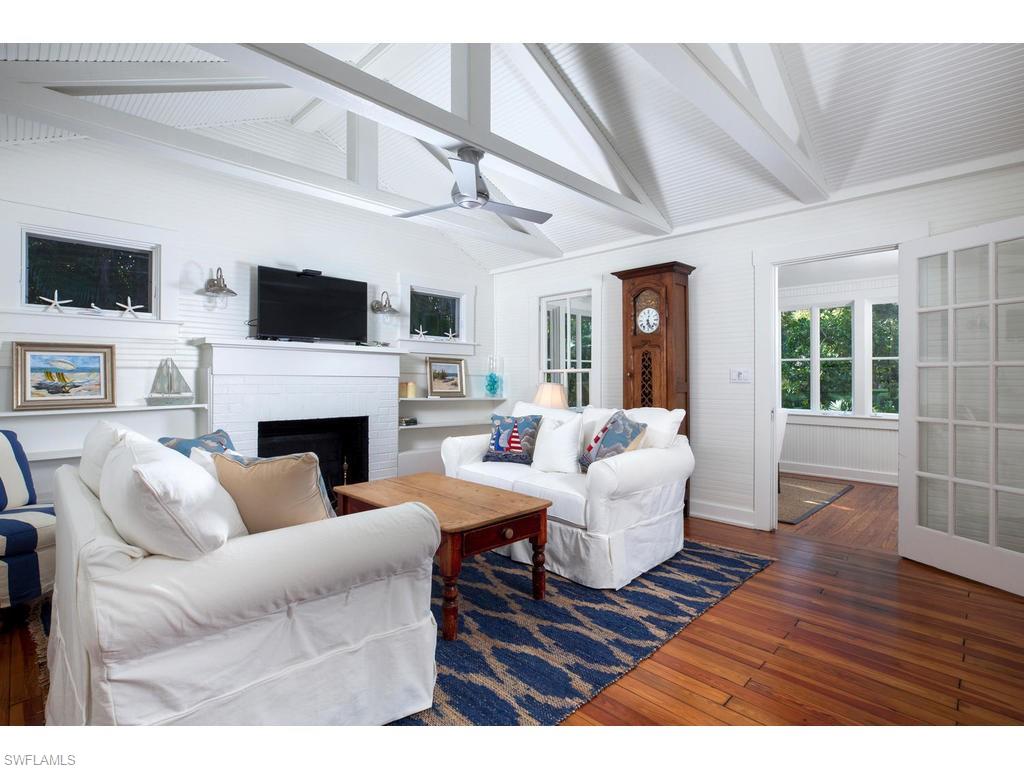 OLDE NAPLES - Residential