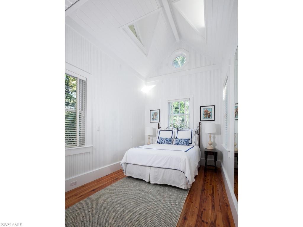 OLDE NAPLES - Residential