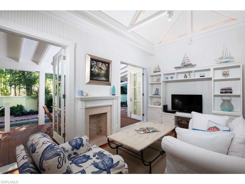 OLDE NAPLES - Residential