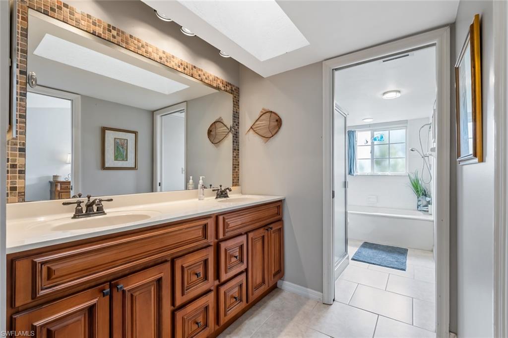 SAGAMORE COURT - Residential