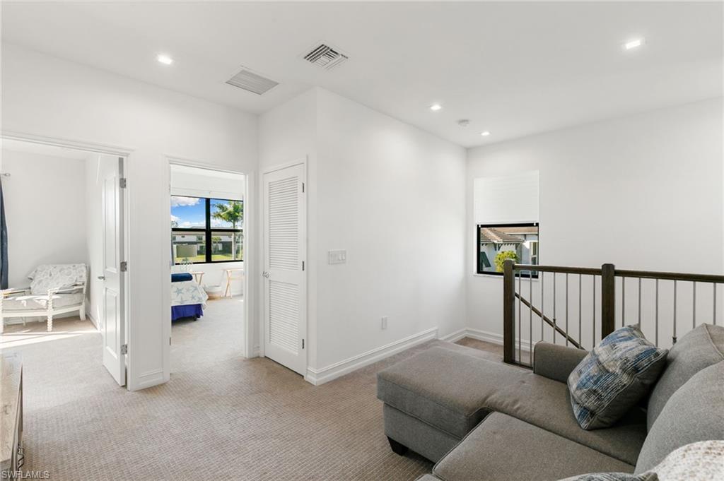 VANDERBILT RESERVE - Residential