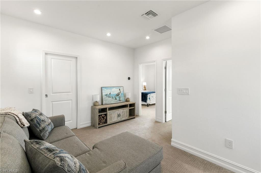 VANDERBILT RESERVE - Residential