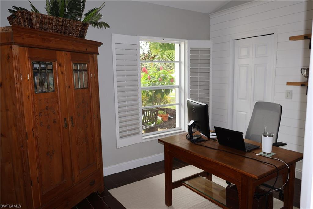 BERKSHIRE LAKES - Residential