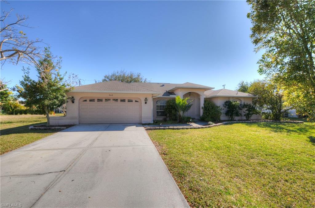 CAPE CORAL - Residential