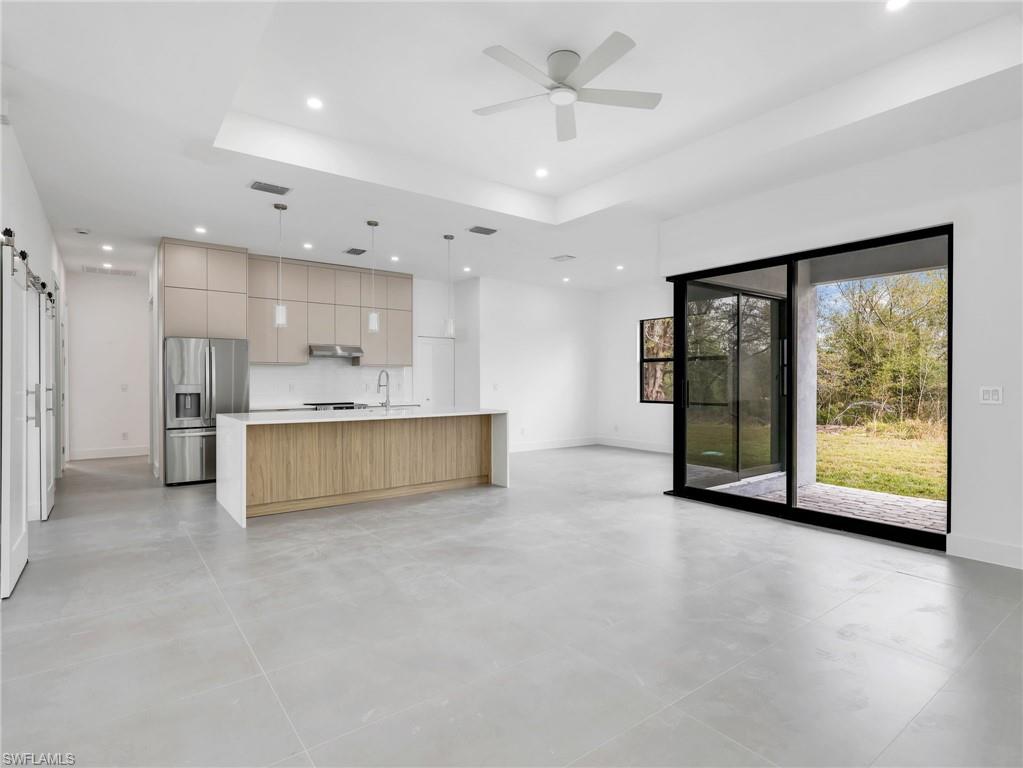 PORT CHARLOTTE - Residential