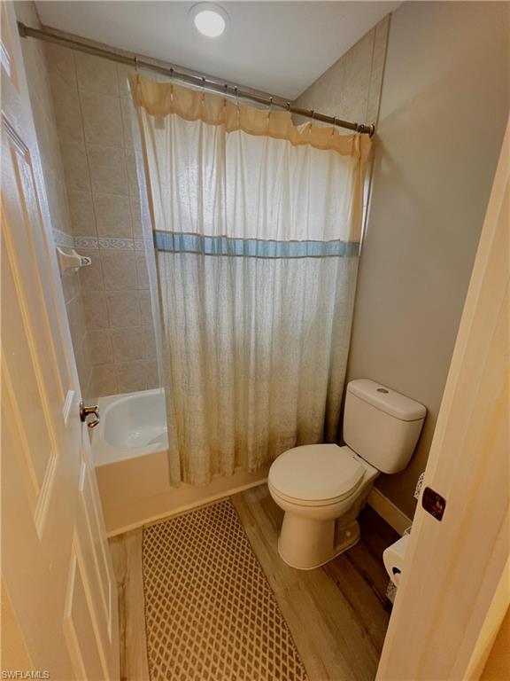 ENCLAVE AT CYPRESS LAKE CONDO - Residential