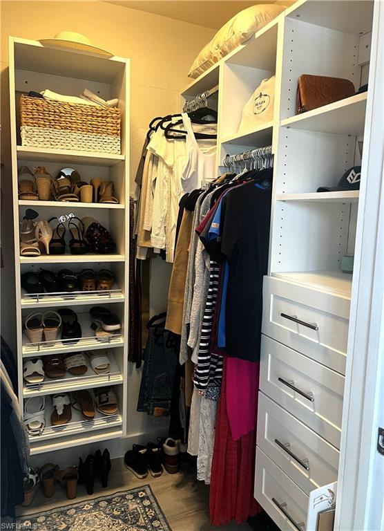 ENCLAVE AT CYPRESS LAKE CONDO - Residential