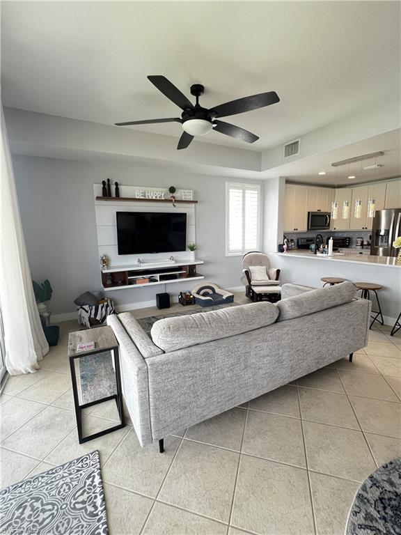 ENCLAVE AT CYPRESS LAKE CONDO - Residential
