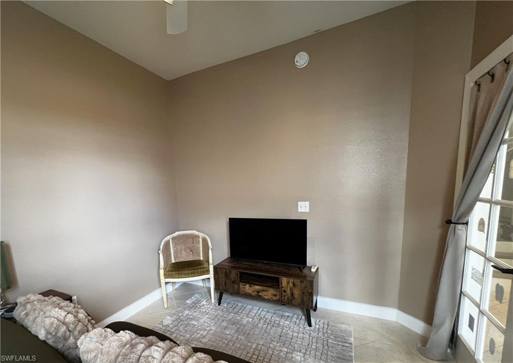 ENCLAVE AT CYPRESS LAKE CONDO - Residential