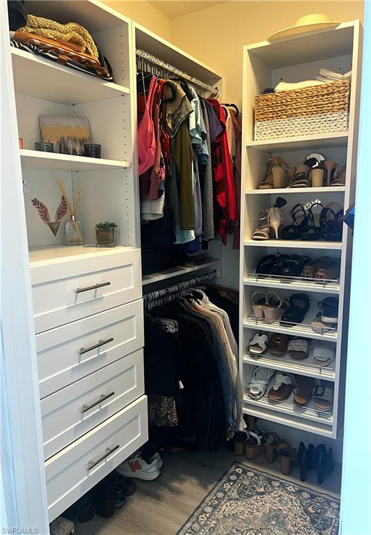 ENCLAVE AT CYPRESS LAKE CONDO - Residential