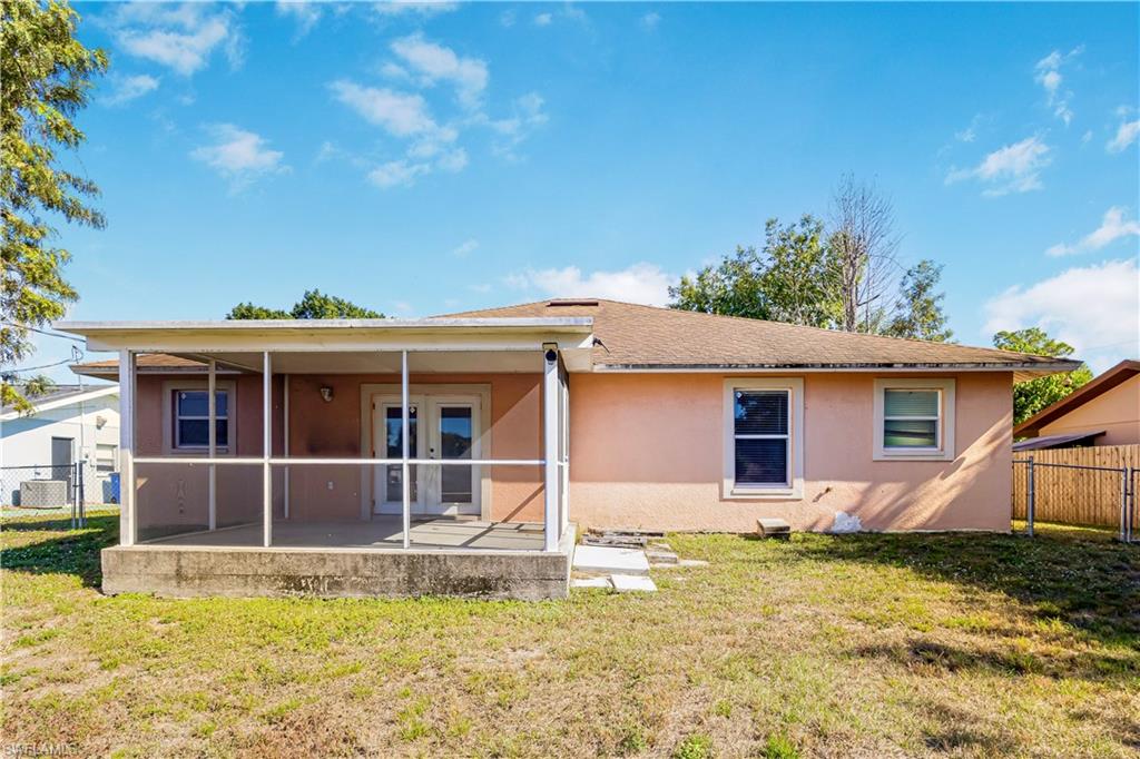 FORT MYERS SHORES - Residential
