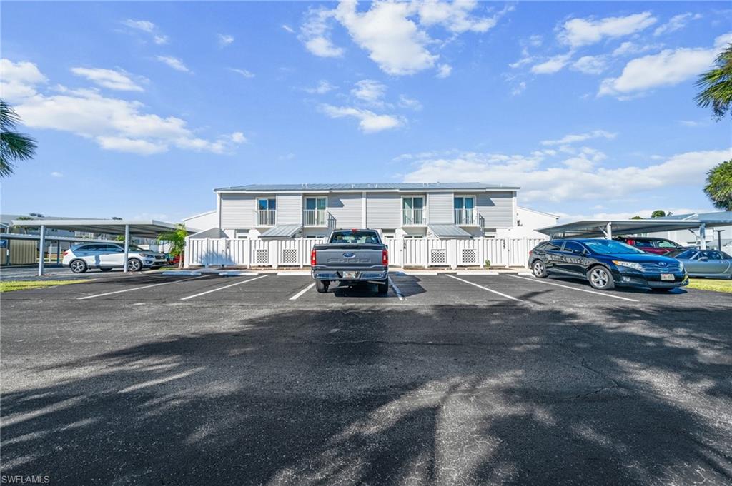 BOARDWALK CAPER - Residential