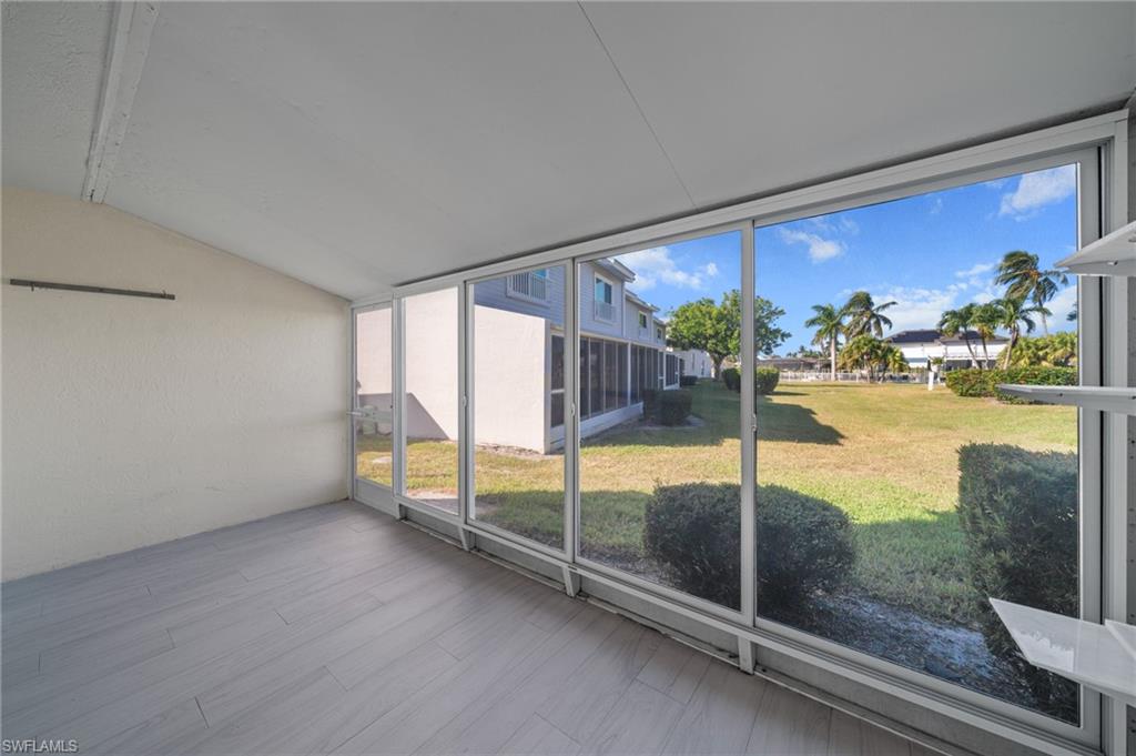 BOARDWALK CAPER - Residential