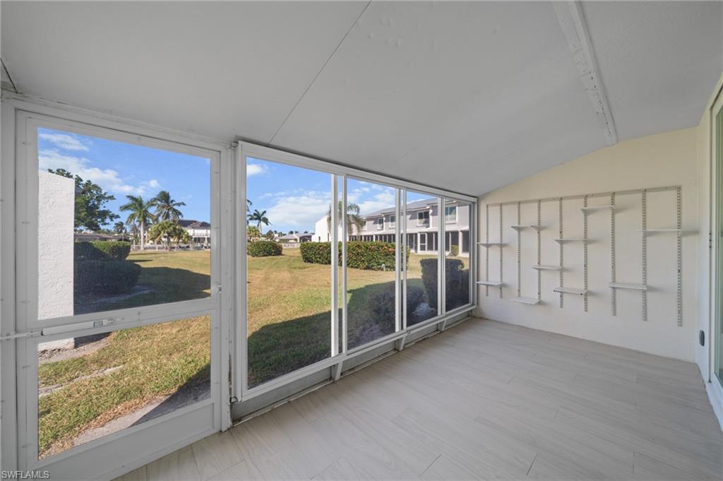 BOARDWALK CAPER - Residential