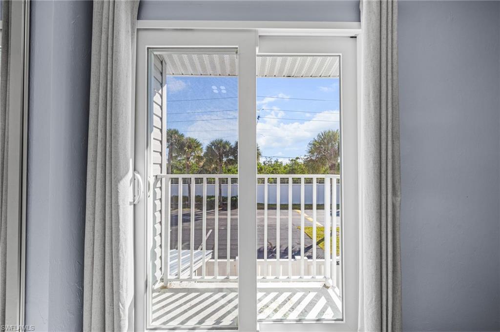 BOARDWALK CAPER - Residential