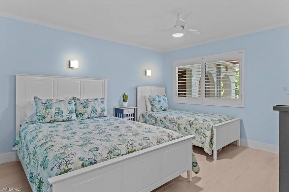 POINTE SANTO DE SANIBEL CONDO - Residential