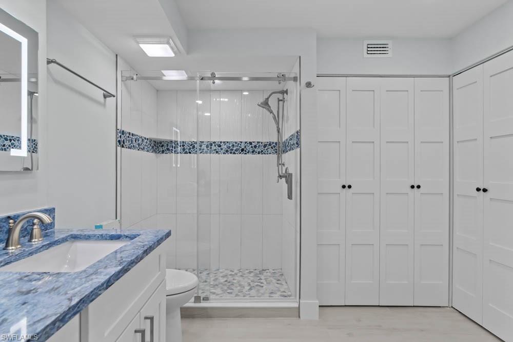 POINTE SANTO DE SANIBEL CONDO - Residential