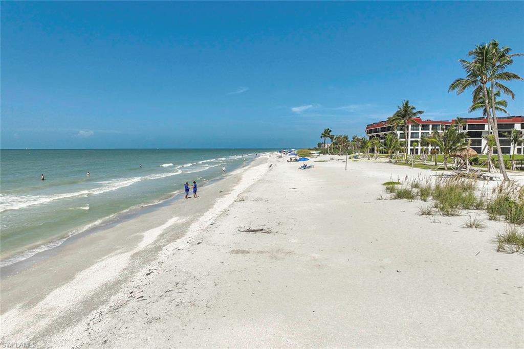 POINTE SANTO DE SANIBEL CONDO - Residential