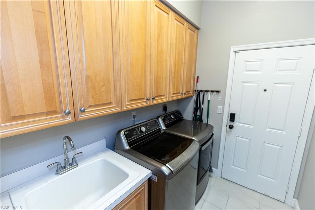 BELL TOWER PARK - Residential Lease