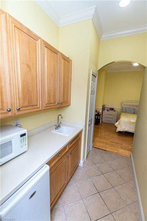 BELL TOWER PARK - Residential Lease