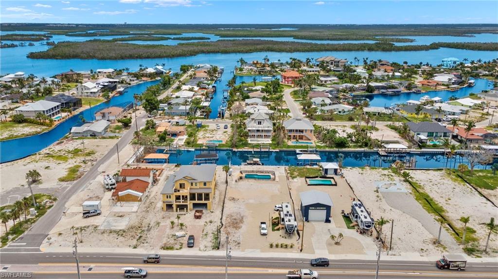 HOLIDAY HEIGHTS - Land