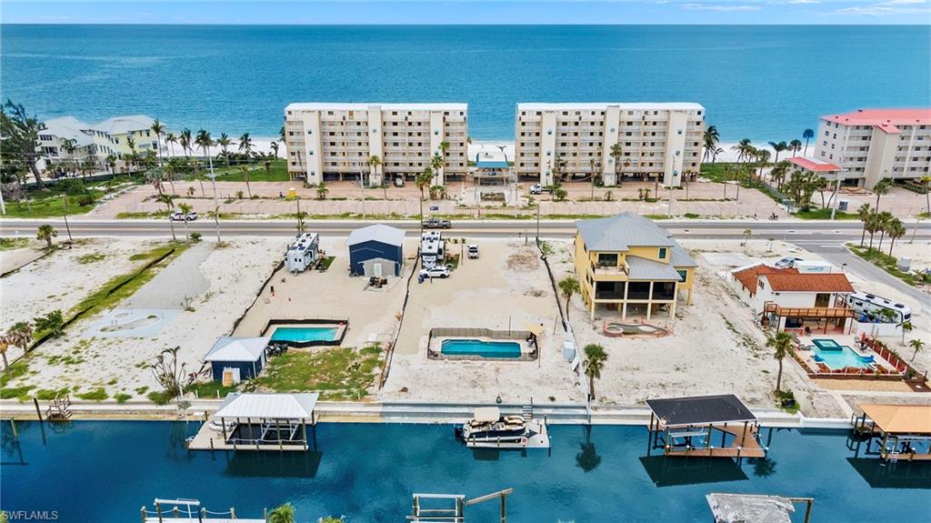 HOLIDAY HEIGHTS - Land