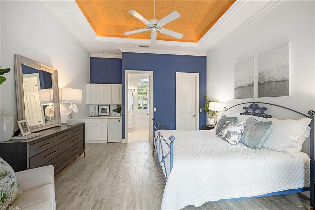 ARBOR GLEN - Residential