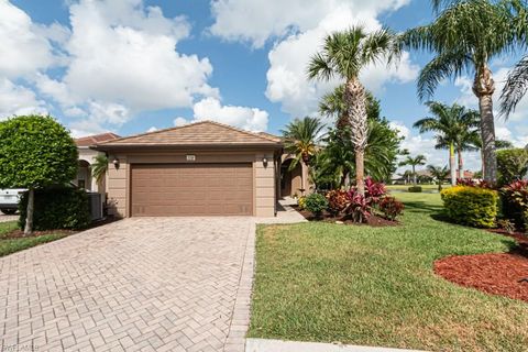 Ranch in NAPLES FL 2258 Heydon CIR.jpg