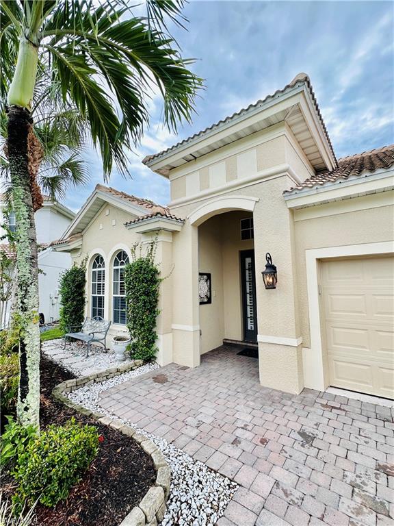16152 Parque LN