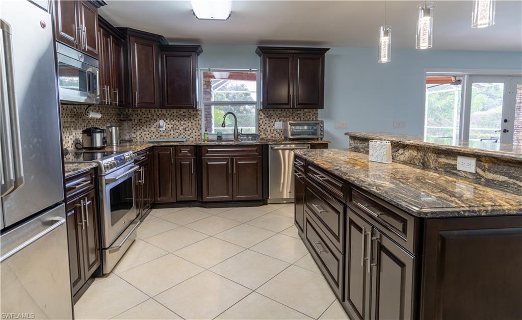 LAKEWOOD - Residential