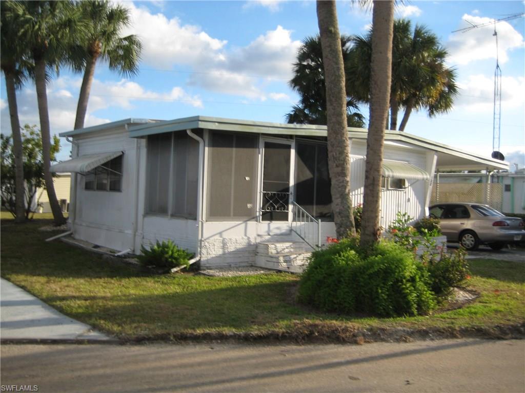 CARRIAGE VILLAGE - Residential