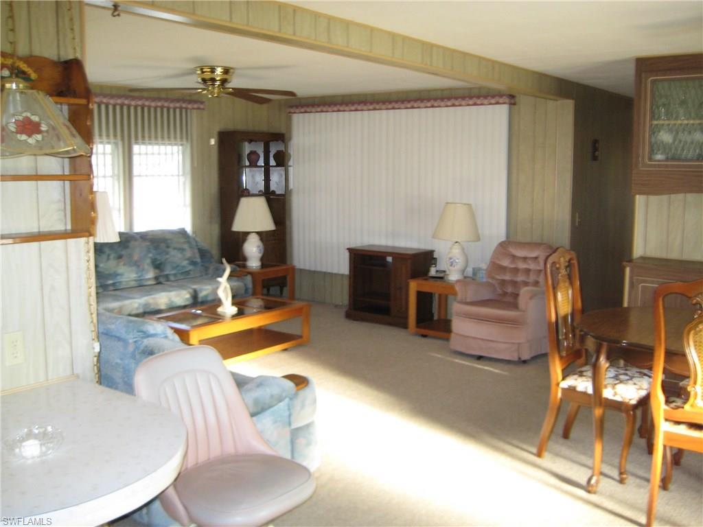 CARRIAGE VILLAGE - Residential