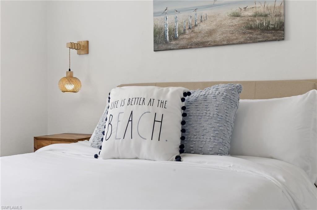 NAPLES PARK - Residential