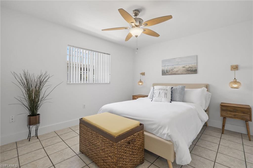 NAPLES PARK - Residential