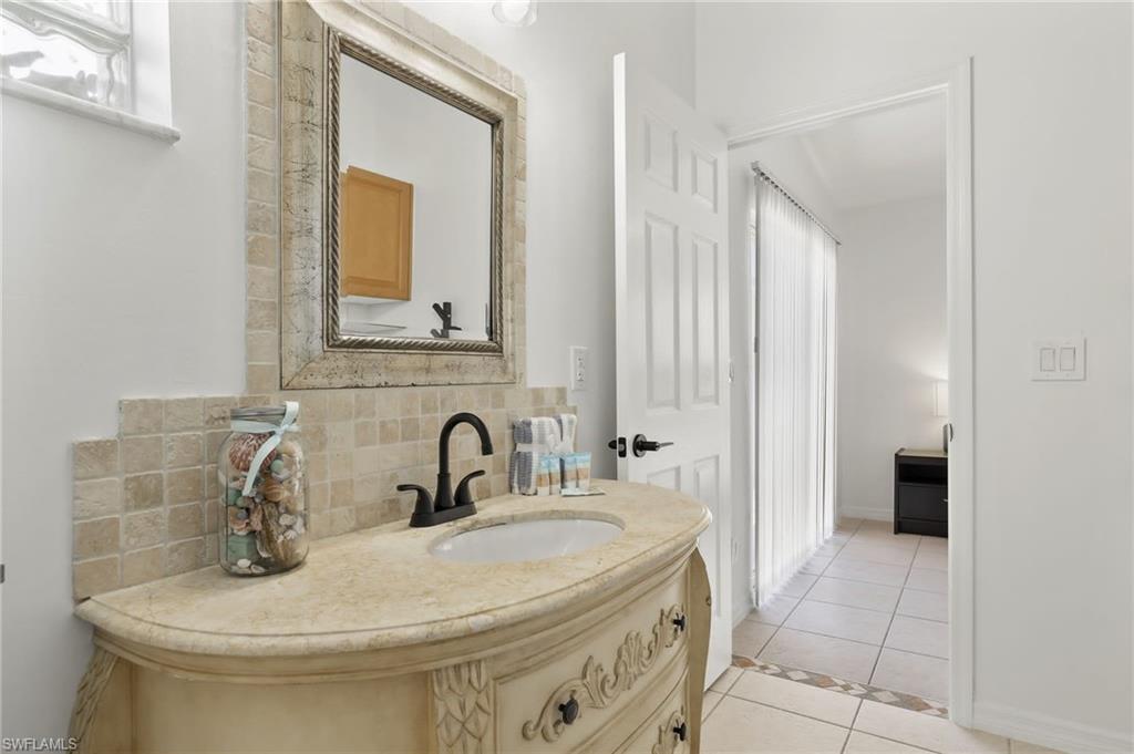 NAPLES PARK - Residential