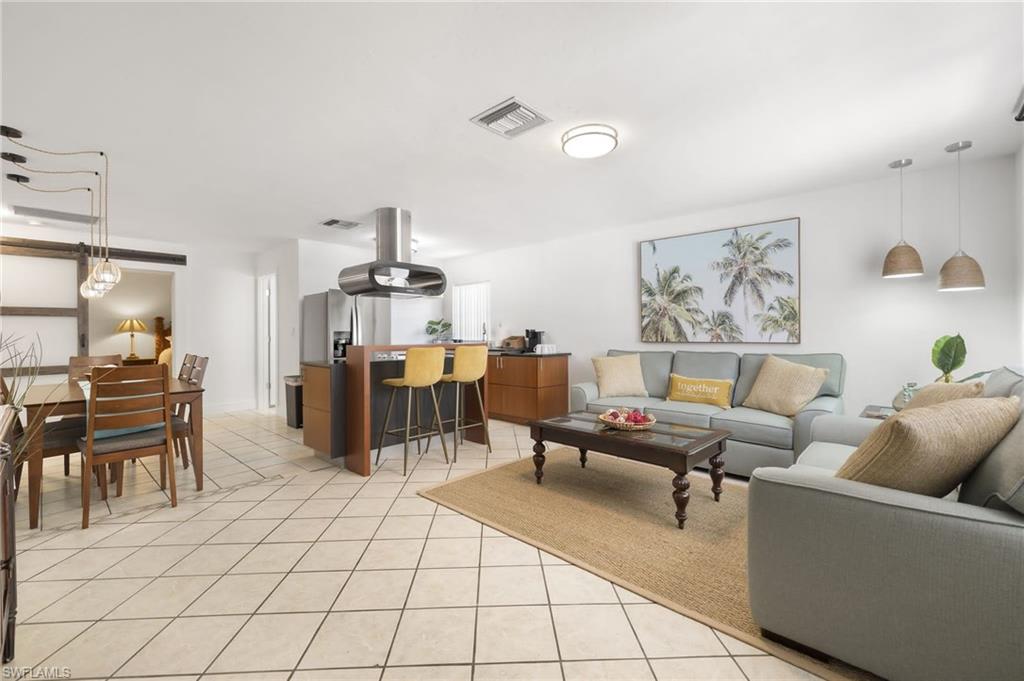 NAPLES PARK - Residential