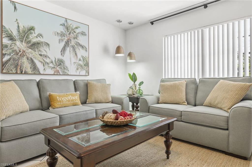 NAPLES PARK - Residential