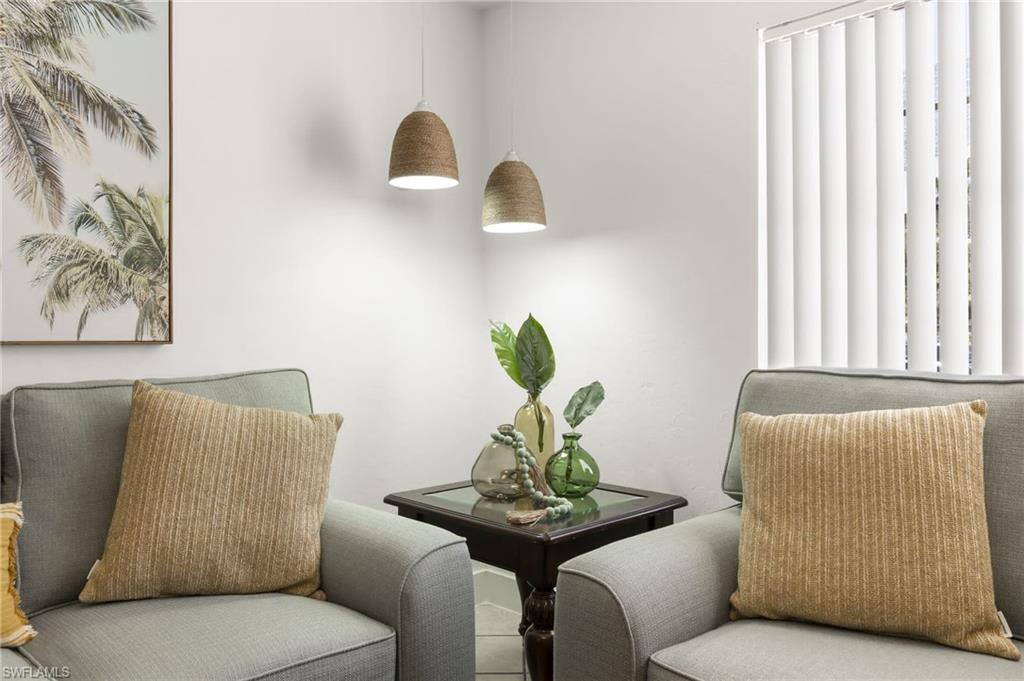 NAPLES PARK - Residential